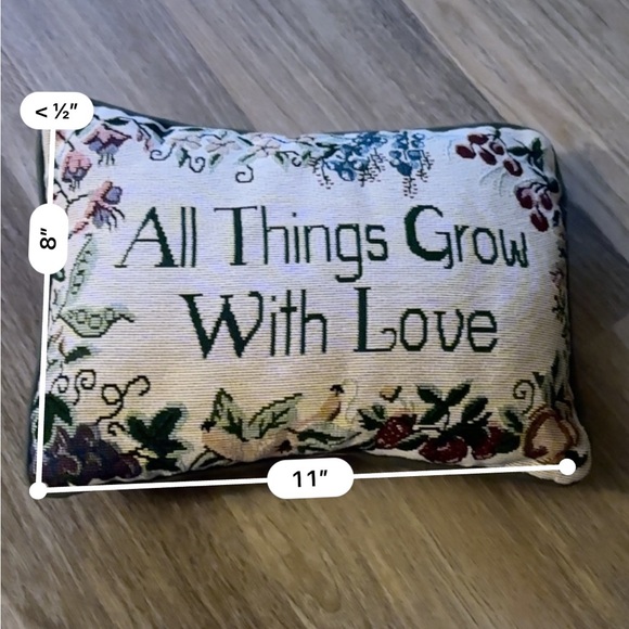 All Things Grow With Love Throw Accent Tapestry Vintage Pillow Grandmacore - Picture 2 of 4